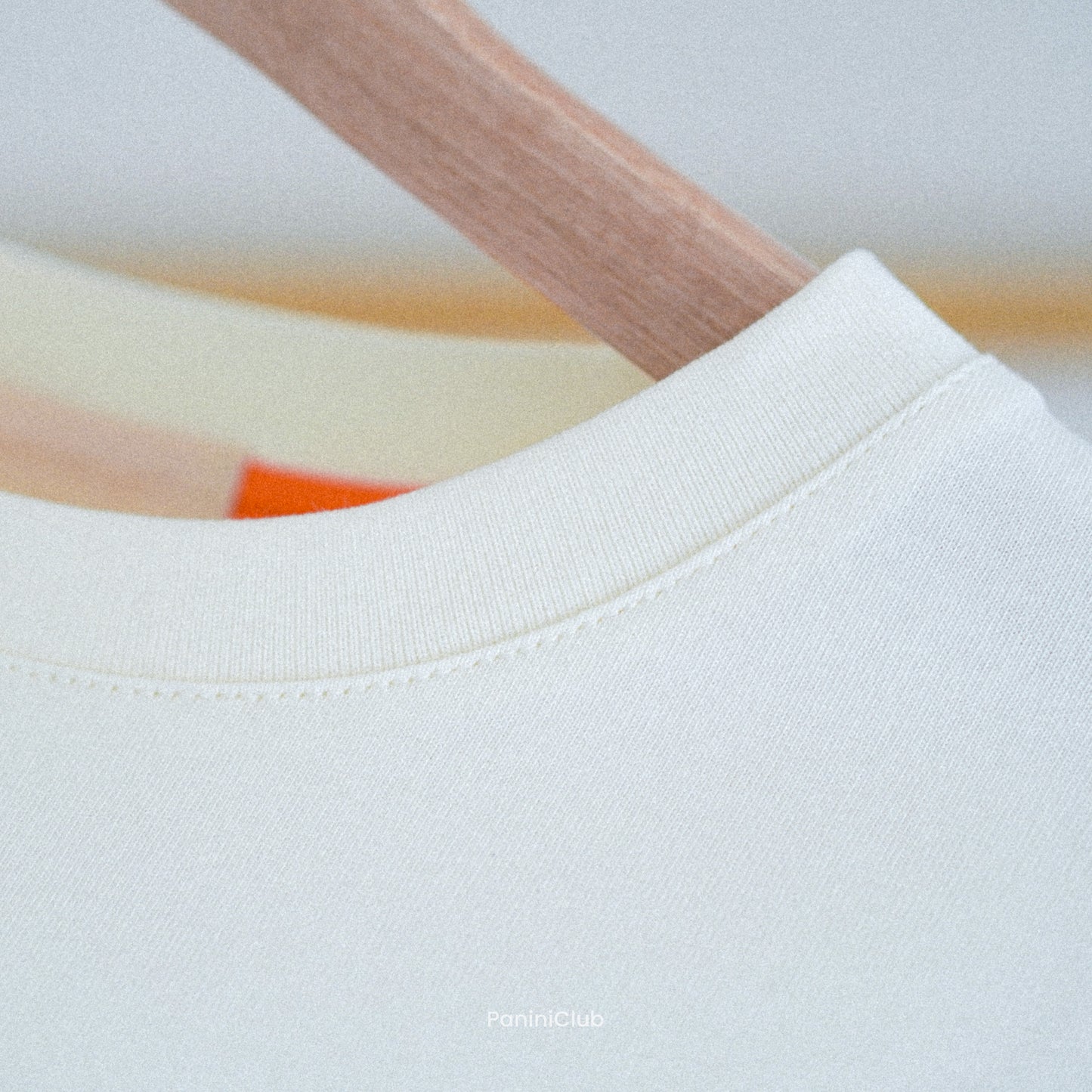 T-shirt with Embroidered Logo(Beige)